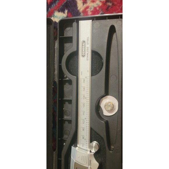 General Digital Fractional Caliper w Extra-Large LCD Screen 3 Mode Display 6-In - Picture 16 of 16